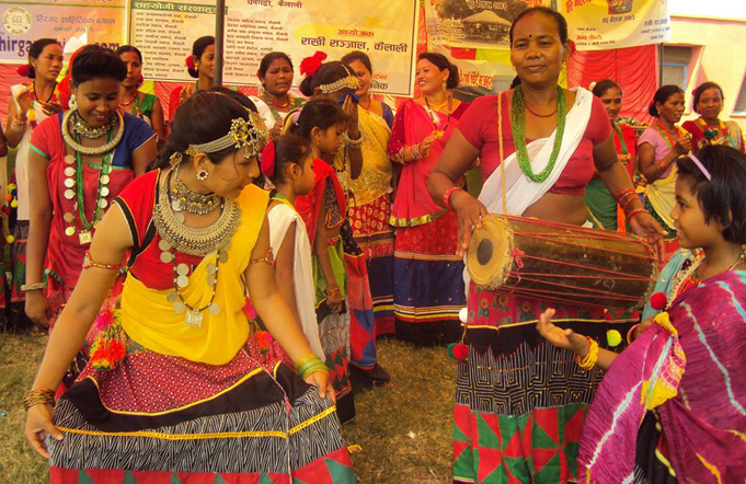 Tharu Woman Festive- Chirai Bhajahar 01