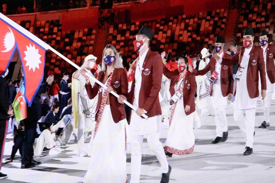 टोकियो ओलम्पिकको भव्य उद्घाटन, एथलेटिक्सबाट खेल्दैछिन् सरस्वती चौधरी