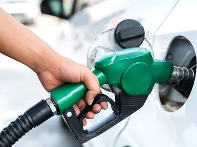 पेट्रोलको मूल्य २० रुपैयाँले घट्यो