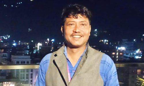 पत्रकार ठाकुर सिंह थारू रेशम चौधरीको पार्टीबाट उम्मेदवार बन्दै