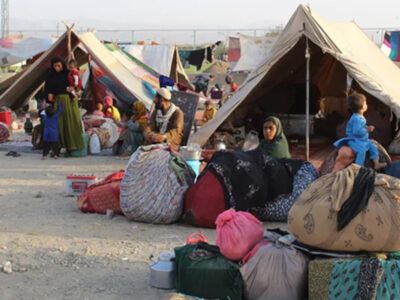 अफगान शरणार्थीहरूको निर्वासन रोक्न औरत मार्चको अपील